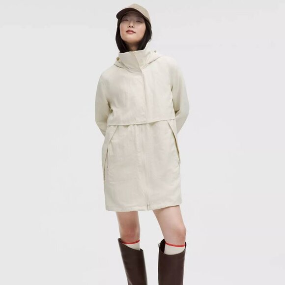 New Lululemon water-repellent jacket - Picture 1 of 5